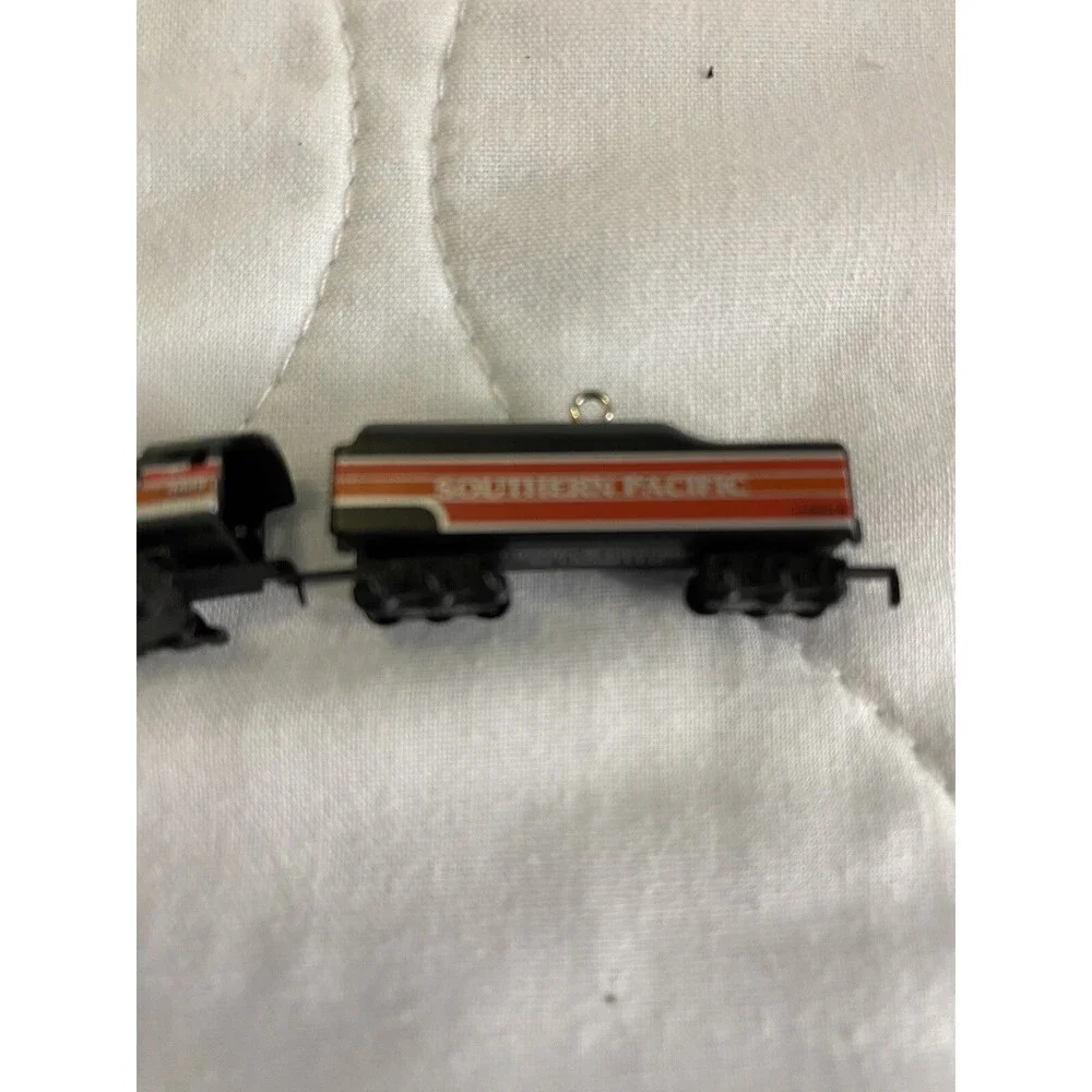 Hallmark Lionel 